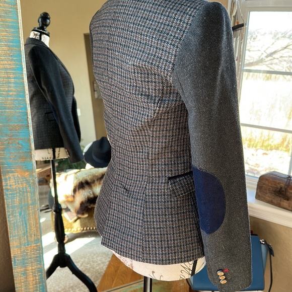 ZARA stunning blazer - Picture 3 of 5